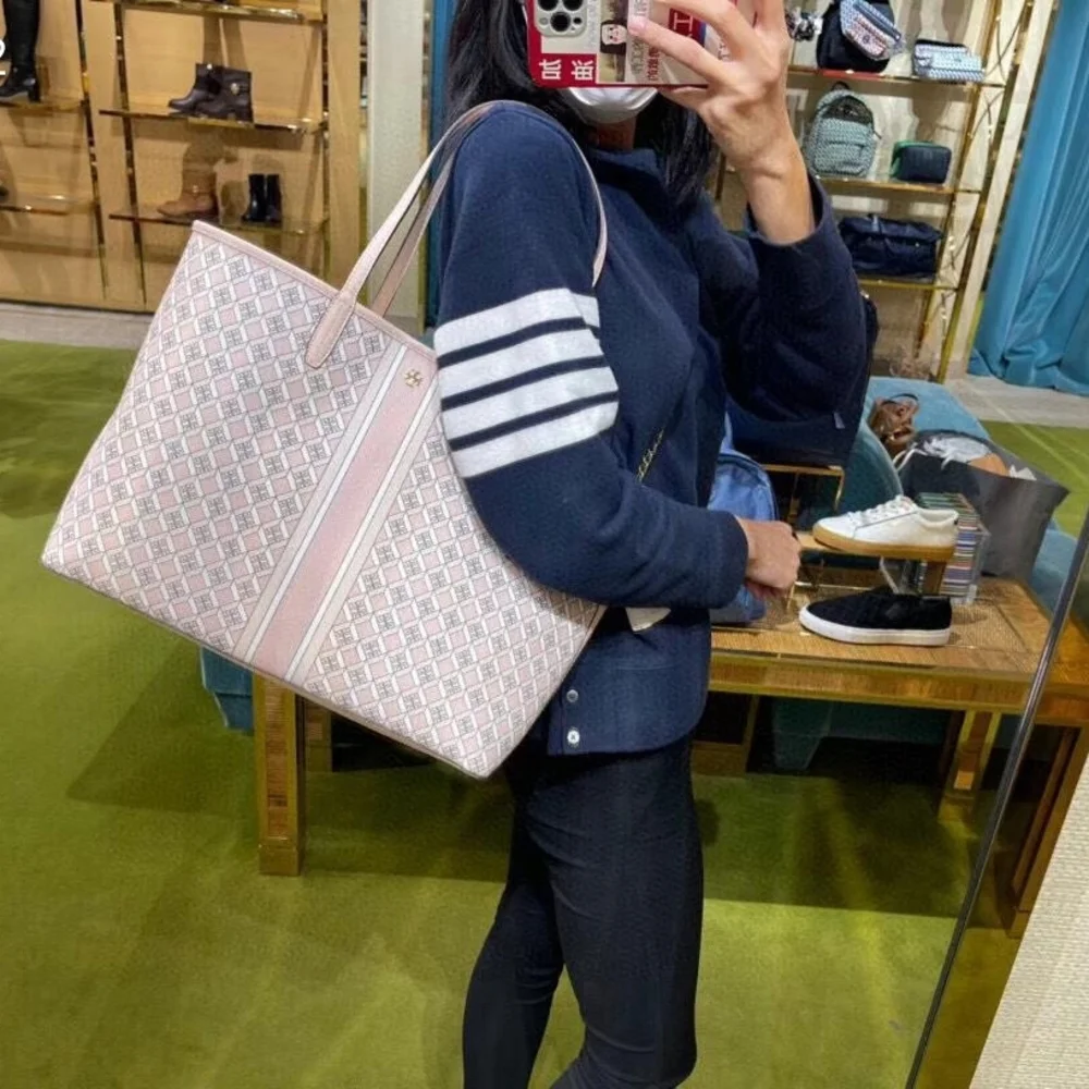 Tory Burch stylish tory